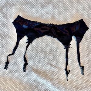 Garter Belt Suspender in Black Satin & Lace Adjustable